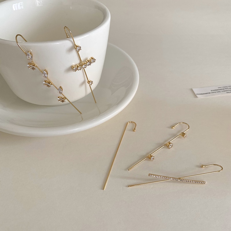 Aomu punk zirkonia strass metalen oorbel oorbellen voor vrouwen slash omringende oorschelp oorbellen op meerdere manieren te dragen