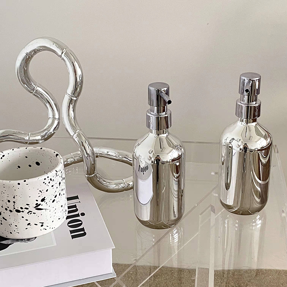 Silber Überzug Shampoo Flasche Schlecht Seife Spender Lotion Dusche Gel Spender Küche Nachfüllbare Leere Pumpe Flasche 500ml