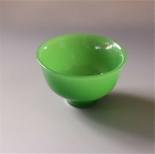 Chinese Handgemaakte Natuurlijke Groene Jade Gesneden Thee Kopje Thee Set Prachtige Kleine Kom Kop