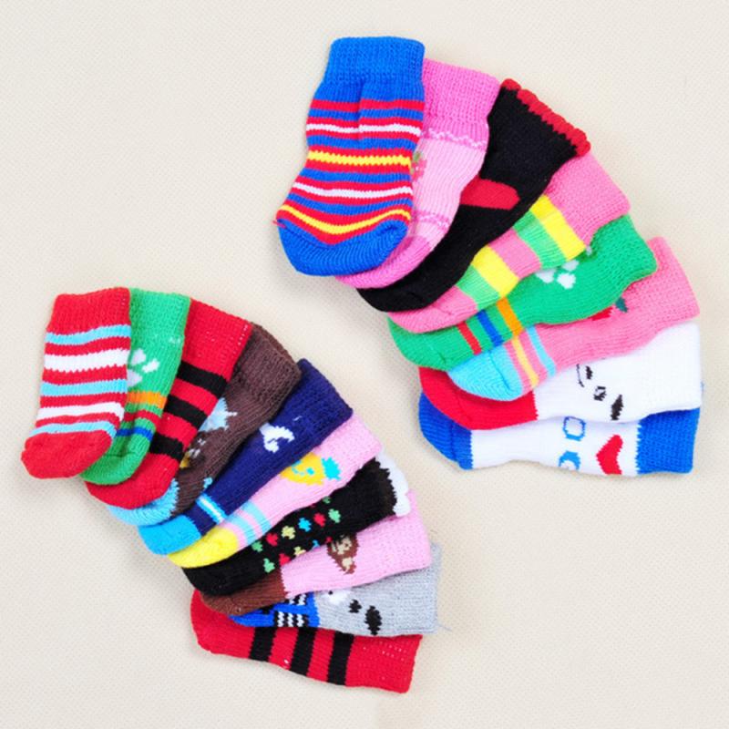 4 sztuk antypoślizgowe skarpetki dla psa chihuahua maskotka dla psa placki uniwersalny śliczne drukuj skarpetki zimowe utrzymać ciepłe ochraniacz na łapy akcesoria dla zwierząt