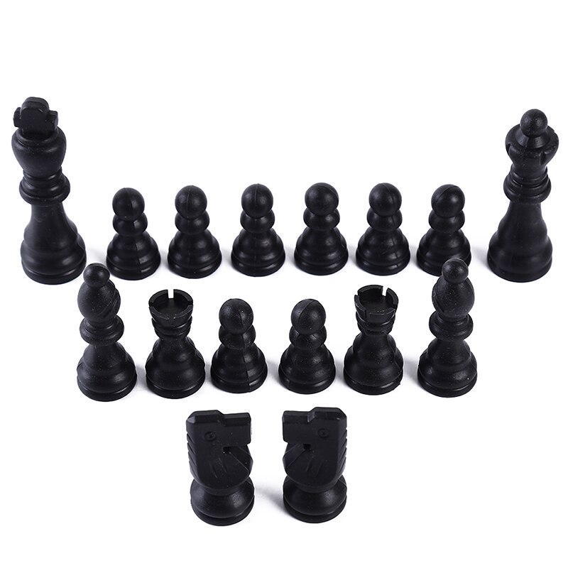 Black And White Chess Pieces Plastic Complete Chess Pieces Magnetic Chess Game Entertainment 31mm