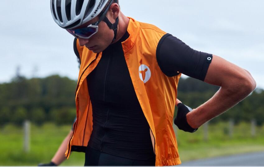 lightweight Men's cycling vest windproof gilet all season need one easy to carry orange and black color