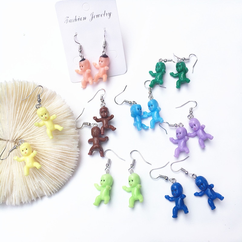 drôle bébé poupée forme coloré boucles d'oreilles pour femmes fille créative Harajuku Cool goutte boucles d'oreilles fête déclaration bijoux