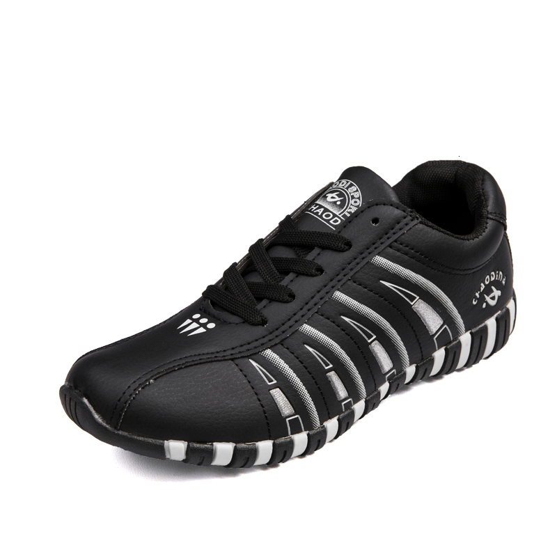Str. 36-41 komfortable lav top sneakers letvægts kvindelige flats printing damer vilde sportssko kvinder walking sko afslappet: Sorte sko til kvinder / 5.5