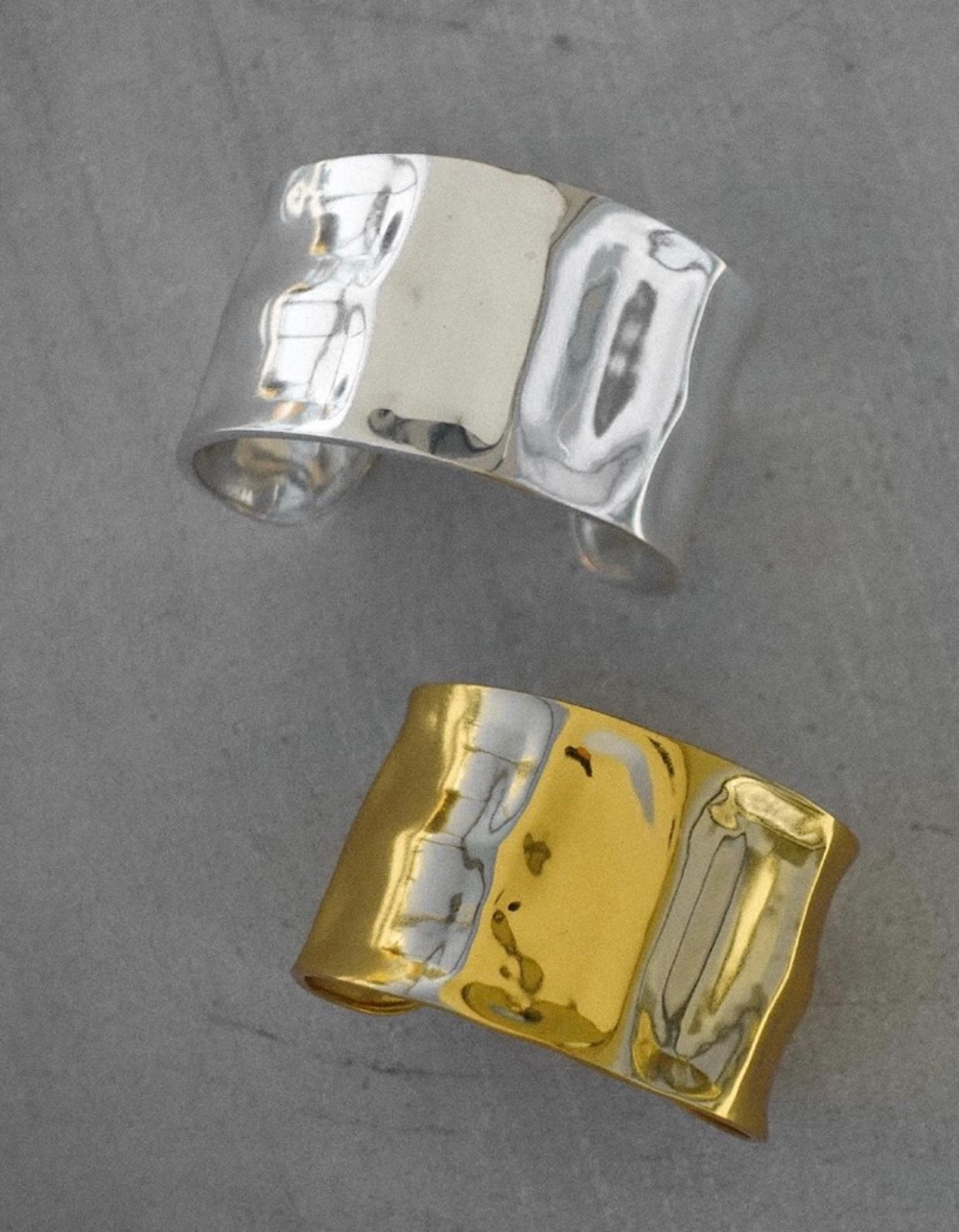 Uworld Getextureerde Gouden Manchet Verguld Roestvrij Staal Verstelbare Bangele Armbanden Voor Vrouwen Opvallende Minimalistische Sieraden