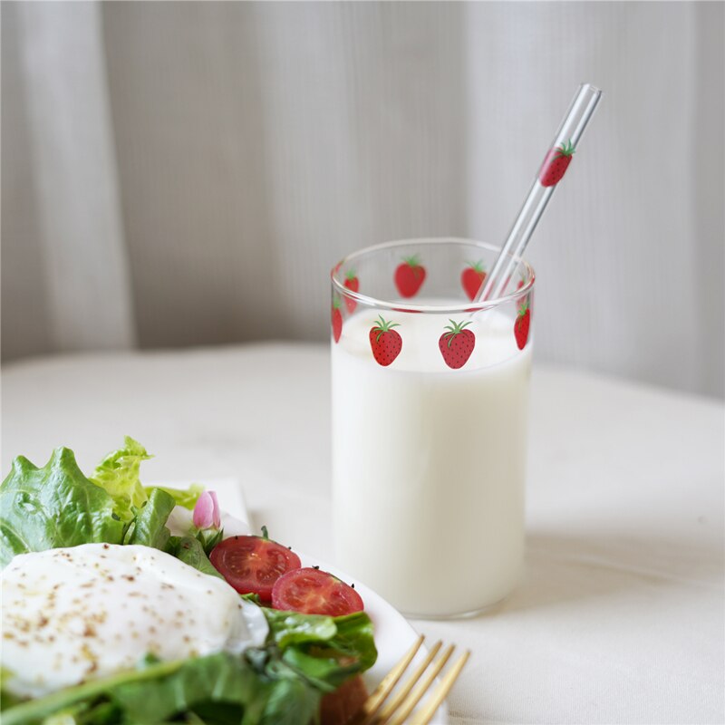 2 Pieces 300ml 10oz High borosilicate Cute Strawberries Water Milk Drinking Glasses Cup With Straw