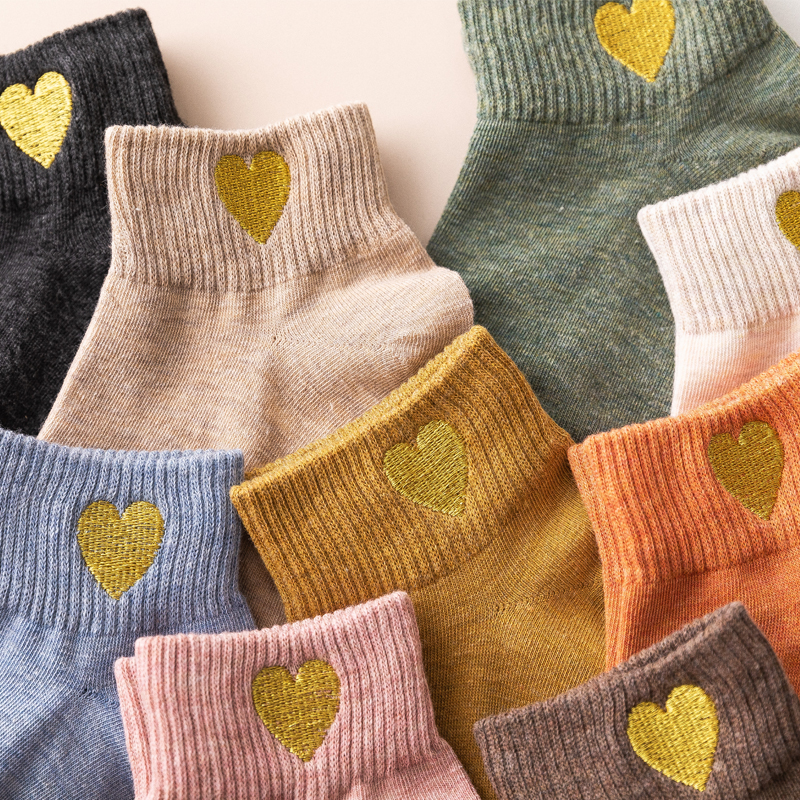 1 Pair Harajuku Cute Candy Color Sports Casual Socks Happy Funny Heart Ankle Socks Embroidery Ladies Cotton Soild Slippers
