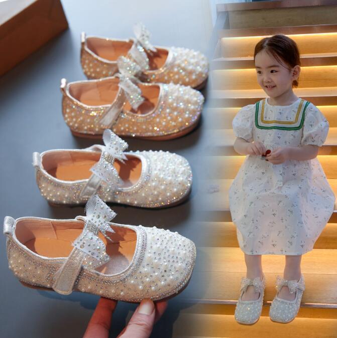 Spring Children Shoes Girls Flat Heel Princess Dance Sandals Kids Shoes Glitter Leather Girls Party Dress Wedding Shoes