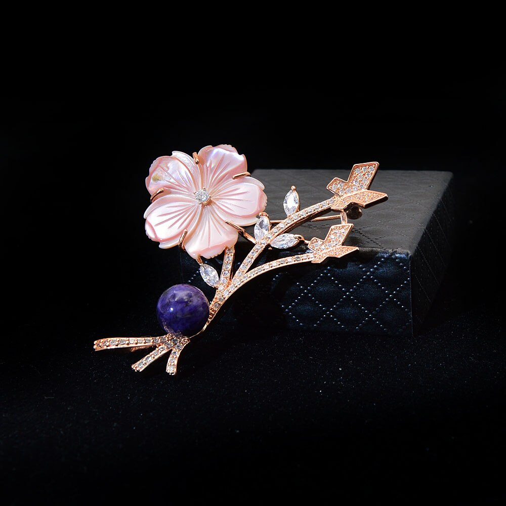 CINDY XIANG Shell Blume Broschen Für Frauen Elegante Zirkonia Pin Brosche Kupfer Schmuck Neue Stil