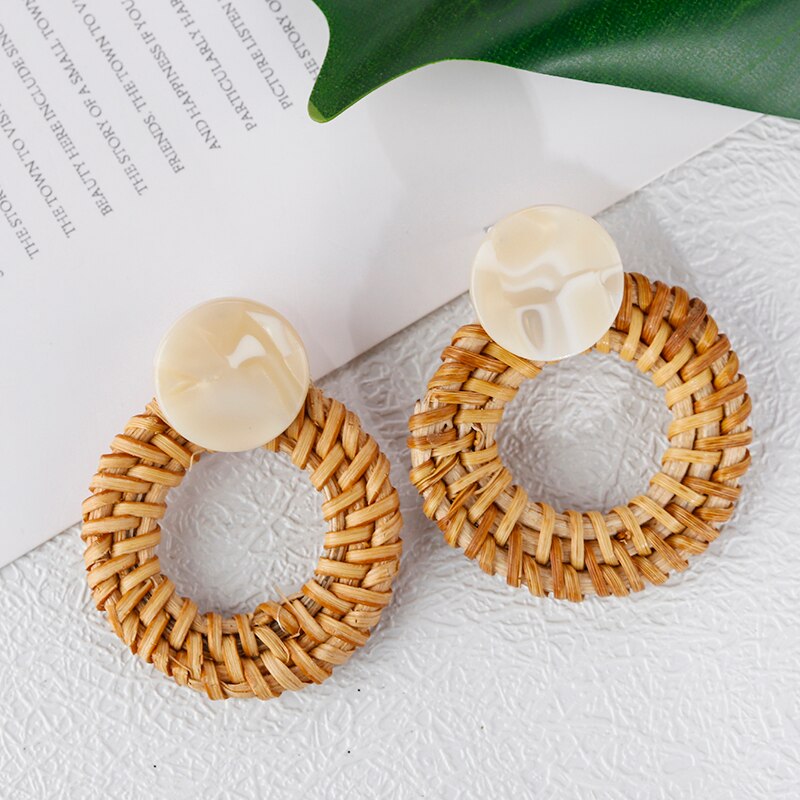 AENSOA Fashion Handmade rattanowe dzianiny spadek kolczyki unikalne 2021 lato wisiorek kolczyki geometryczne dla kobiet Party biżuteria prezent