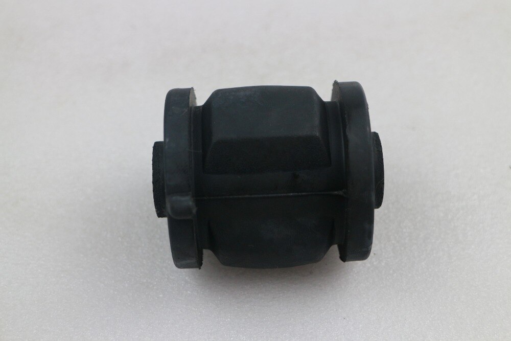 Lower arm Link bushing Control Arms Trailing Arm Bush for TOYOTA AVENSIS 48725-12040