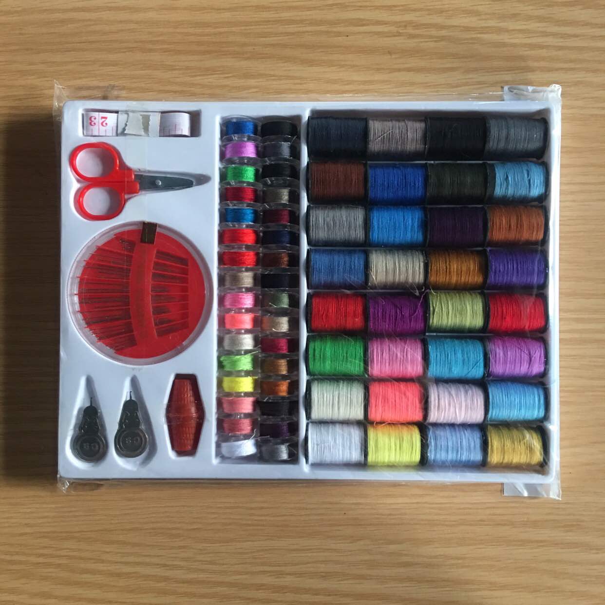 Handheld Sewing Machine Portable Mini Electric Handmake Sewing Tool Stitching Machine Handy Stitch For Fabric Clothing 1pcs: 32 Color Sewing kit