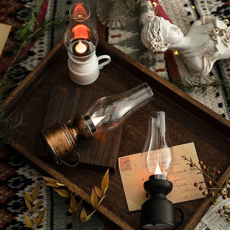 Retro olielamp elektrische vlamloze kaarslampen LED lantaarns creatief cadeau windverlichting kerosinelamp kleine lantaarn