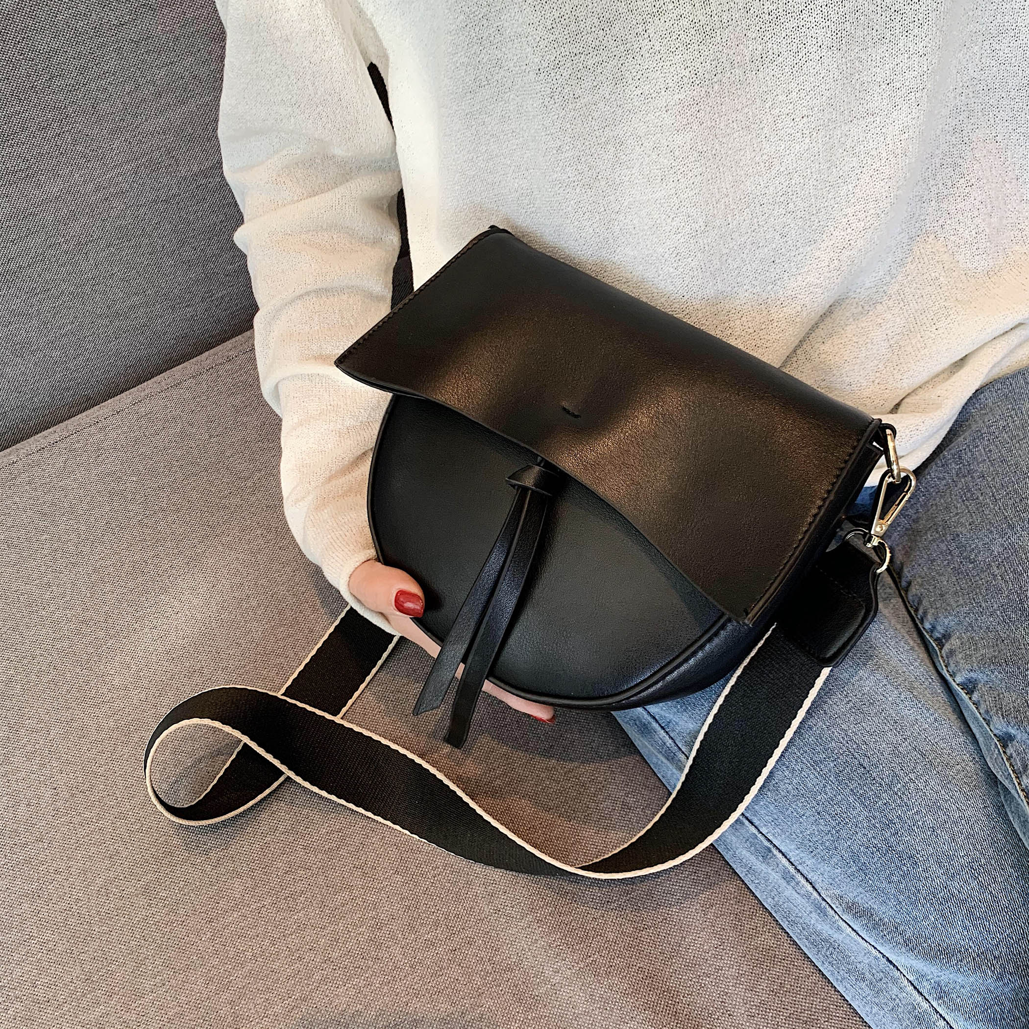 Di colore Solido di modo di Cuoio dell'UNITÀ di elaborazione Borse da Sella per Le Donne Femminile Borse A Spalla con Cinghia Larga Borse Borsa con Tracolla