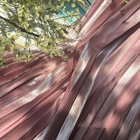 Pink plisseret satin panel, lodret satin fold, satin harmonika plisseret stof, læg satin stof ved gården