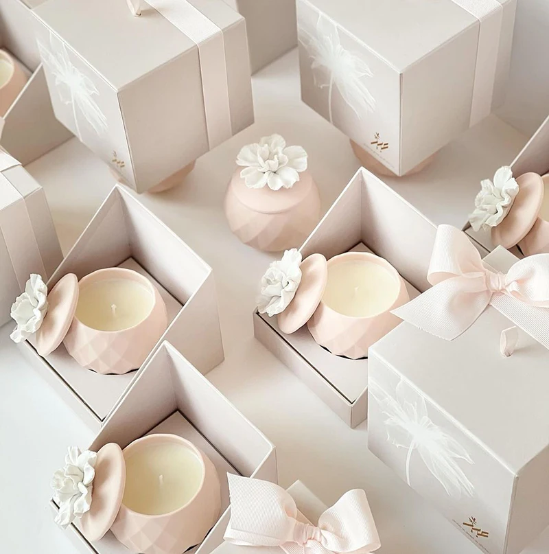 Velas aromáticas de flor de cerezo de soja de lujo, decoración de tarro de fragancia de cerámica de flores pintadas a mano Ins de estilo europeo