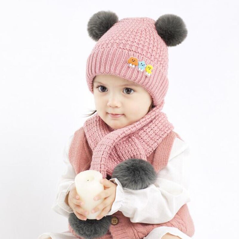 Doitbest 1 to 4 år gammel vinterhue til børn baby pels kugle strik hatte vinter 2 stk dreng pige hat tørklæde sæt: Lyserød