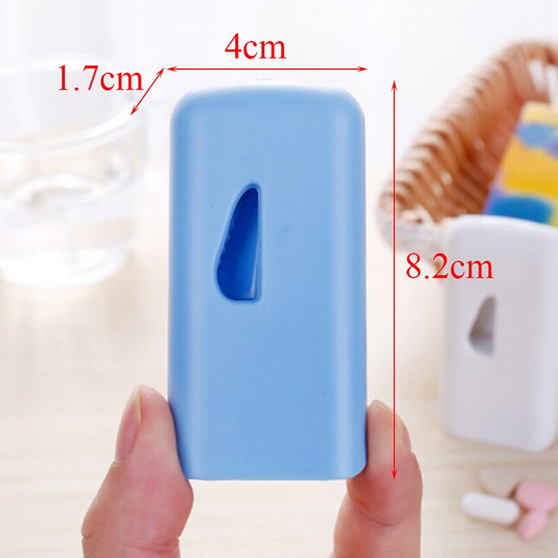 8.2*4*1.7cm Tablet Pill Cutter Splitter Medicine Storage Splitters Cut Slicer Home Portable Pill Cases Dispenser Random