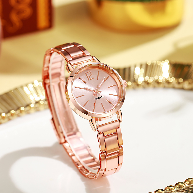 2 stuks set horloge luxe vrouwen eenvoudige wijzerplaat holle band mode gouden armband quartz horloge student dameshorloges reloj mujer