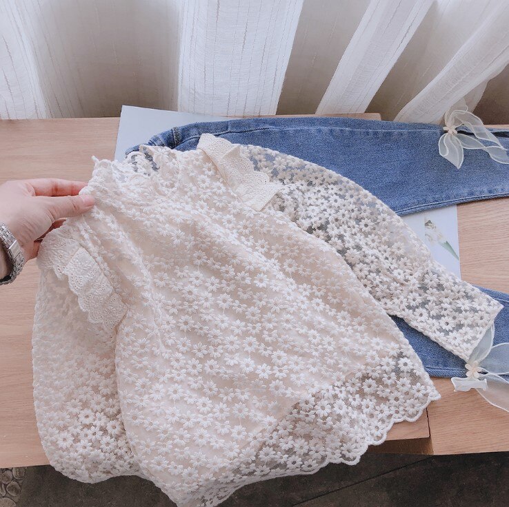 2022 Spring New Korean Girls Cute Slim Lace T-shirt Tops White Children&#39;s Long-sleeved Princess Blouse for Girls Kids Clothes: 5-6Y
