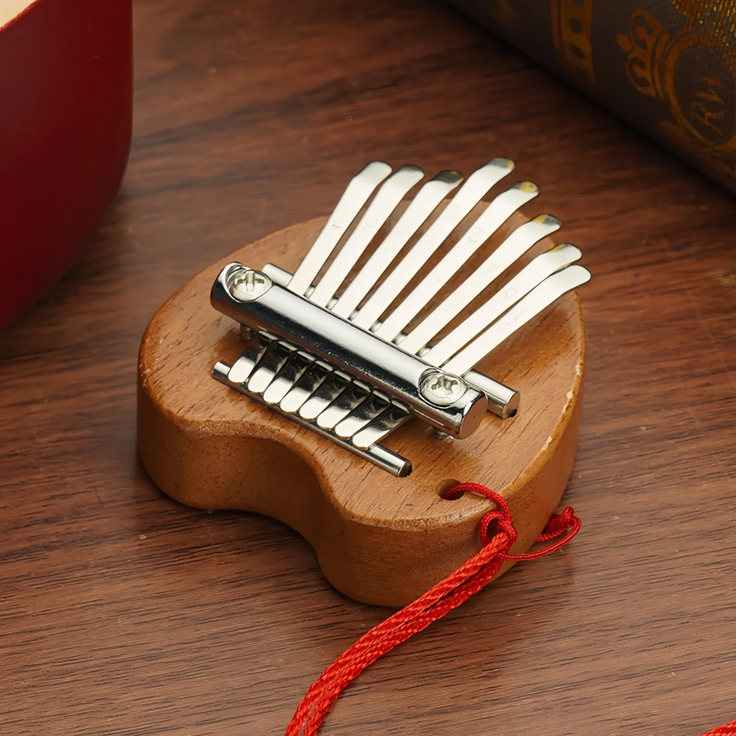 Kalimba de poche portable à 8 touches en métal, piano à pouces, jouets musicaux, réduction de la pression, intérieur du maire, pour enfants et adultes