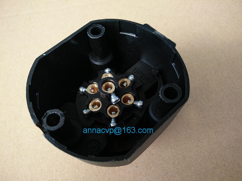 7 Pin trailer connector plastic round trailer socket plug /boat/ caravan/ motorhome/ car/ auto/ truck/ RV trailer parts