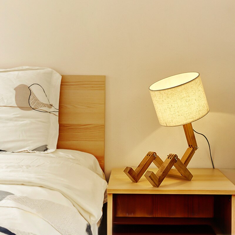Neue Holz Roboter bilden Klapptisch Lampe Kreative Europäischen Schlafzimmer Studie Schlafzimmer Nacht Leinen Lampe Schatten Tisch Lampe