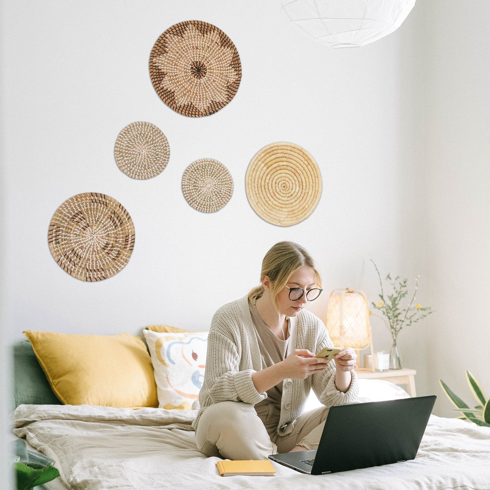 5PCS Woven Basket Wall Decor Wicker Wall Hangings Boho Art Home Décor Round Woven Wicker Baskets Different Sizes 8 To 14 Inch