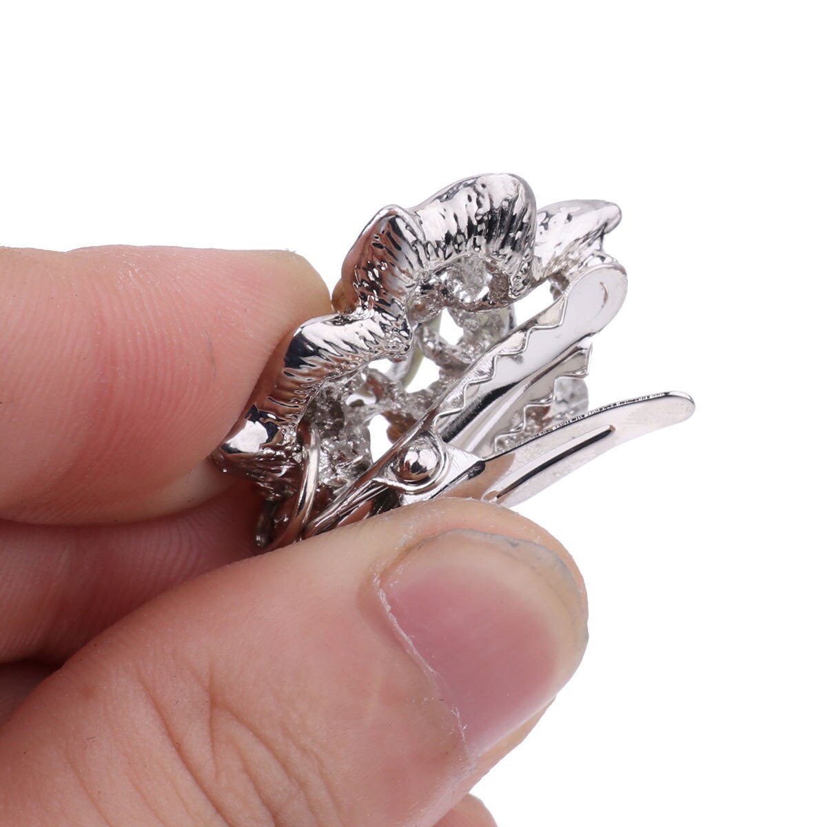 Clip de Rebeca para suéter para mujer, pasador de seguridad Vintage con flores, soporte para cuello de camisa, broche de Metal de cristal, Pin de cocodrilo artesanal