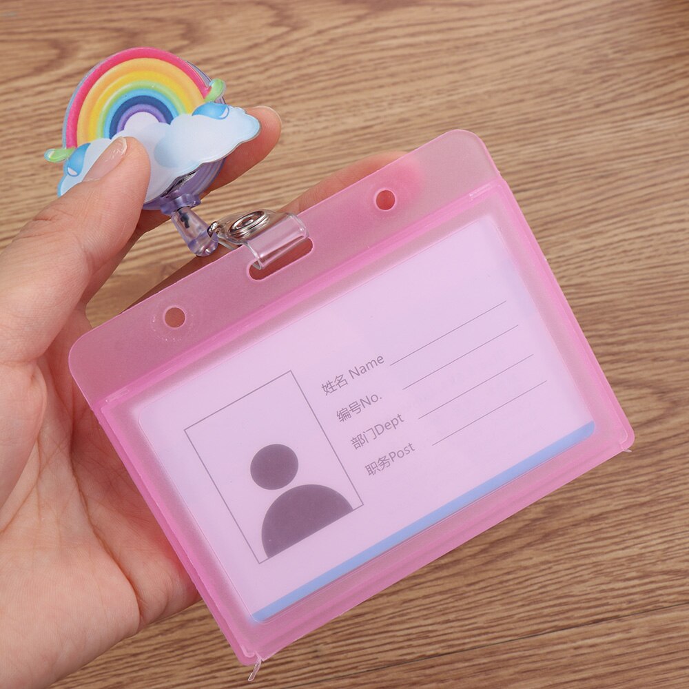 1Set Nette Cartoon Business Arbeit Karte Name Tags Krankenschwester Arzt ID Abzeichen Halter mit Versenkbare Reel Versenkbare Metall Clip