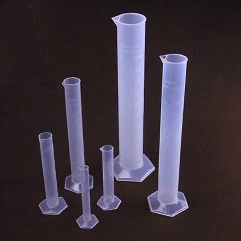 2000Ml Afgestudeerd Labrotary Plastic Pp Vloeibare Mearsuring Cilinder Met Uitloop