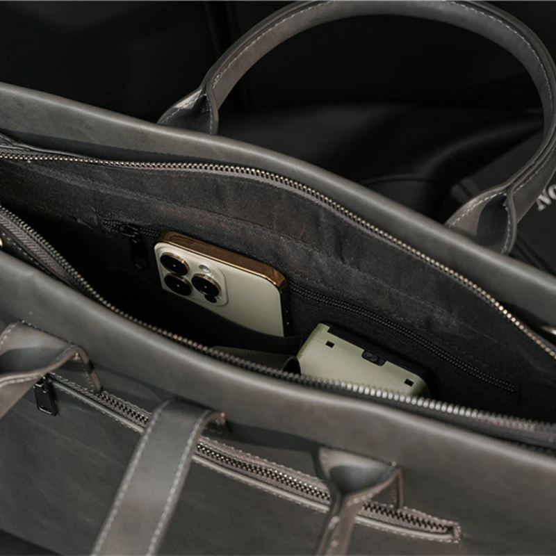 Retro Briefcase Men Handbags Shoulder Bags Business File Crossbody Bag Luxury Leather Men's Briefcase Large Capacity Laptop Bags