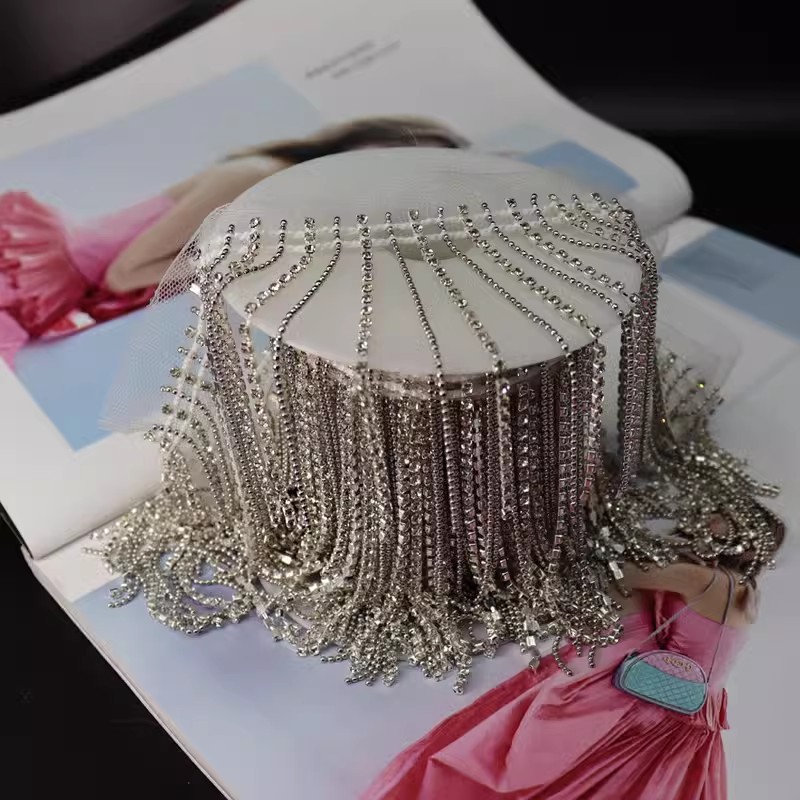 0.5m sølvgrå frynsede metallkjeder krystallperler blonder håndlaget duskkant gjør-det-selv jeans vesker sko og hatter dekorasjon anheng: Hvit