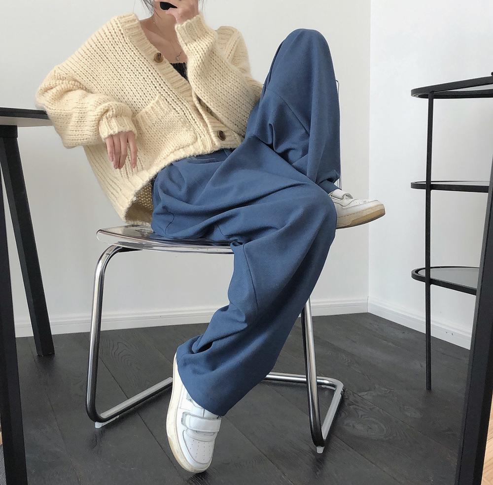 Vrouw Klassieke Lange Broek Zwarte En Jeans Kleuren