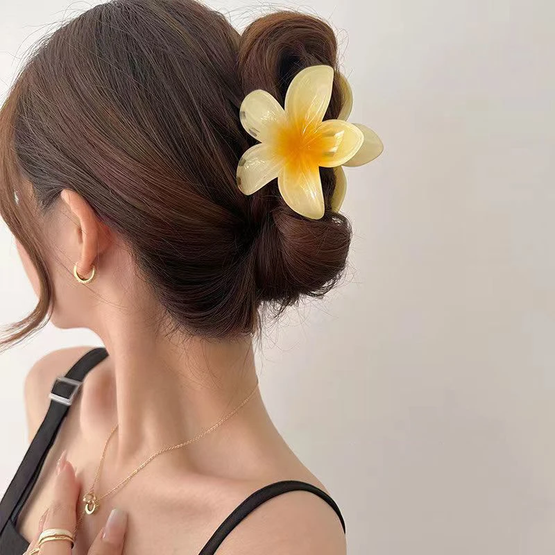 8CM Gradient Large Flower Acrylic Hair Clip For Women Sweet Hair Claws Crab Clamp Barrettes Hawaiian Headwear Accessories