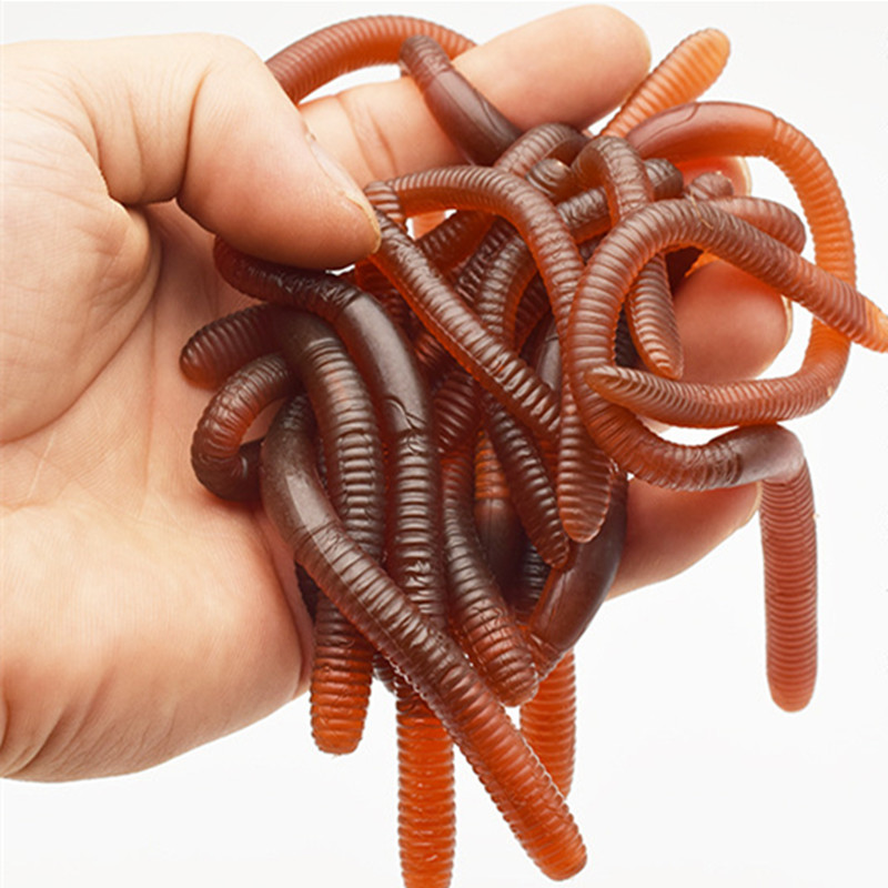 5 stk/parti 16cm simulering meitemark myk pvc kunstige morsomme leker til halloween-fest favoriserer dekorasjonsnyhet og kneble-leker