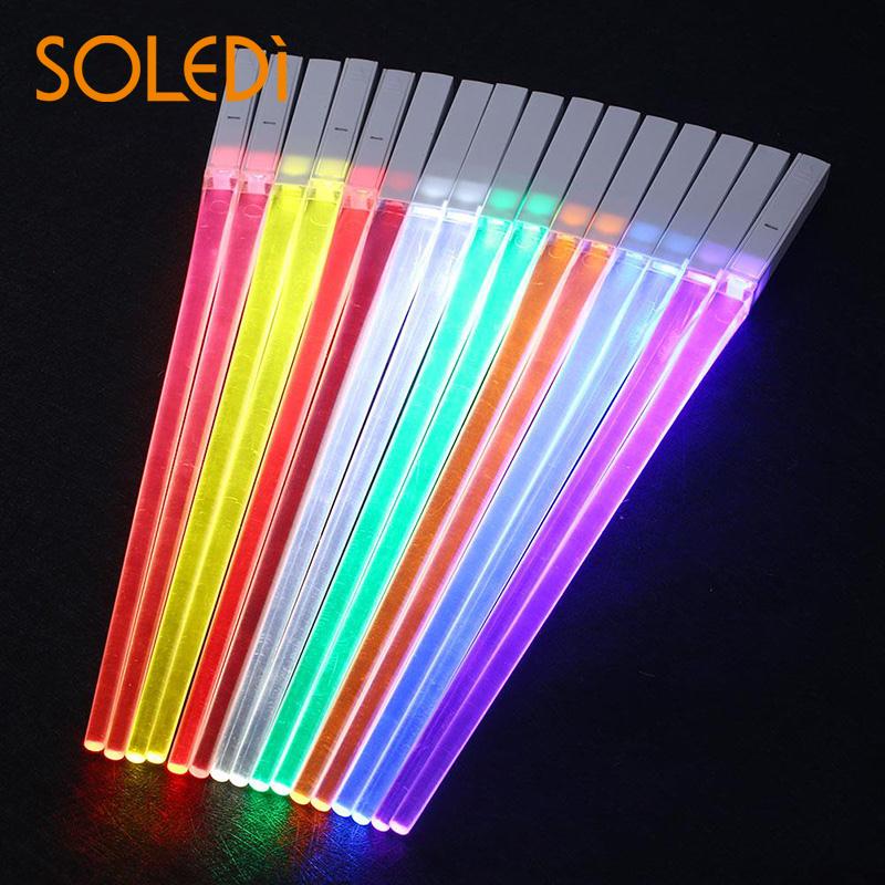 Palillos luminosos de 8 colores, Accesorios luminosos para cocina, hogar, decoración de comedor, , ABS, luz LED, 2 uds.