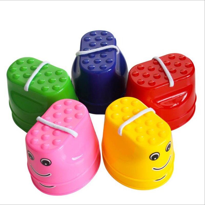 1 Paar Outdoor Plastic Balans Training Apparatuur Glimlach Springen Stelten Coördinatie Spel Springen Voeten Stelten Voor Kinderen Speelgoed