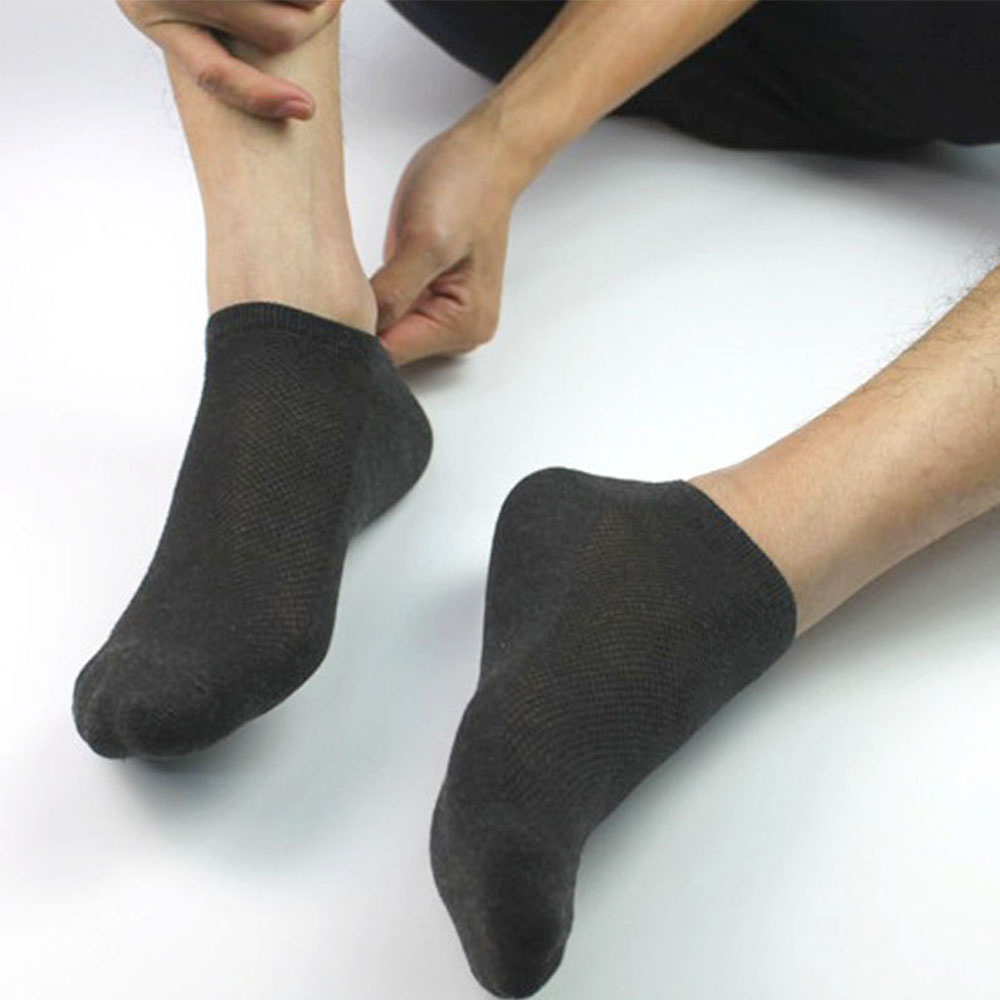 1 paar Sommer männer Solide betroffen Gittergewebe Socken Sport Socken Unsichtbar Atmungs Knöchel Socken Männer Dünne Stiefel Socken