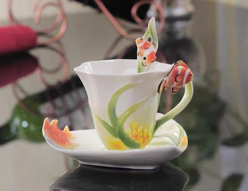 Keramik Tasse Elstern Pflaume Blüte Emaille farbe Kaffee Tasse mit Untertasse und Löffel Europäischen Kreative Tee tassen Tee tasse einstellen