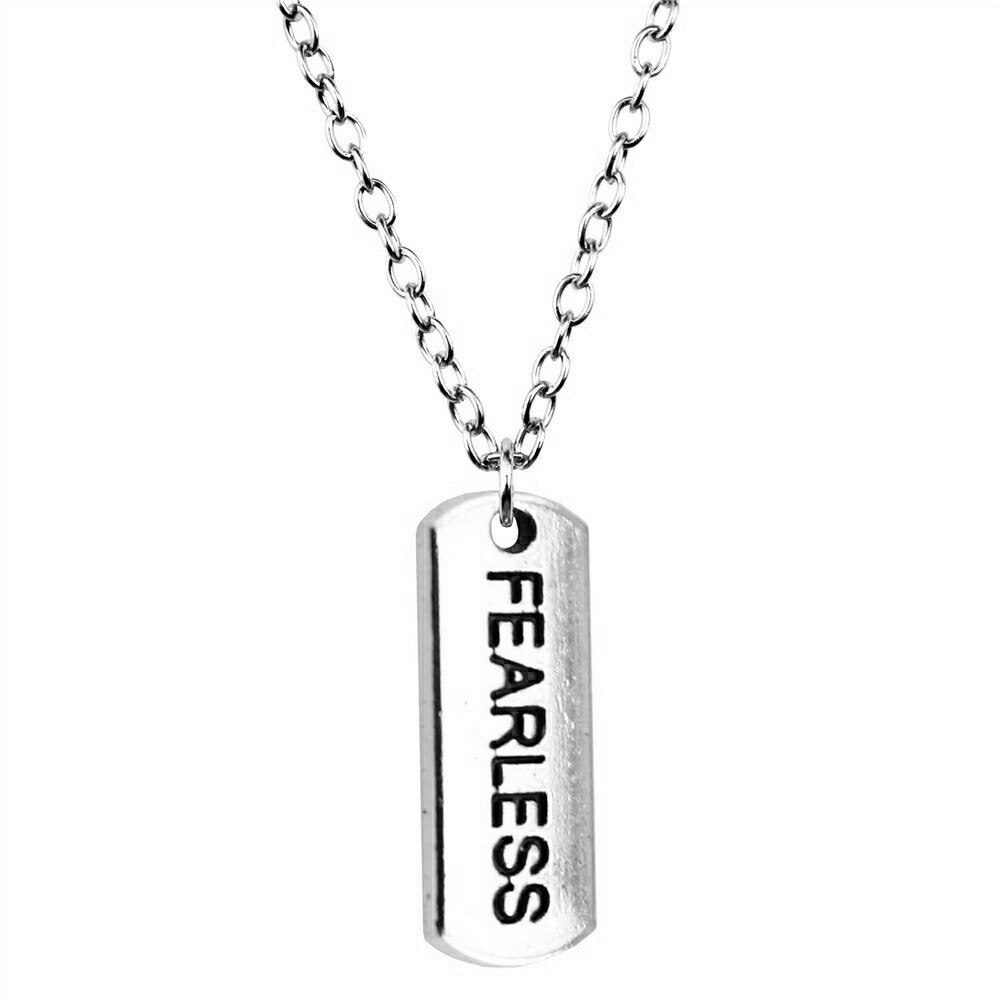 Mode 2 Kleuren 21X8Mm Fearless Tag Charms Hanger Necklacefor Vrouwen Sieraden Producten