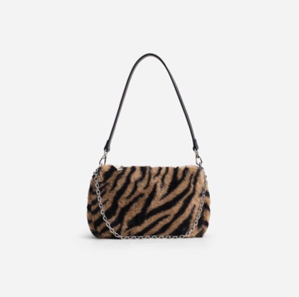 Fur Women Top-handle Bags Brand Women's Bag Leopard Plush Handbag Chain Bag and Hobos for Lady Winter: Zebra Pattern