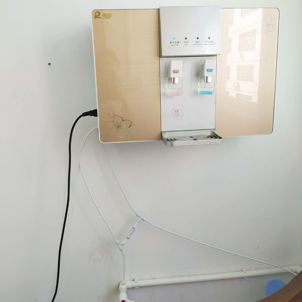 1PC 1/4"Water Pressure Relief Valve Water Pressure Reducing Regulator 1/4"OD Hose Quick Connection RO Reverse Osmosis System