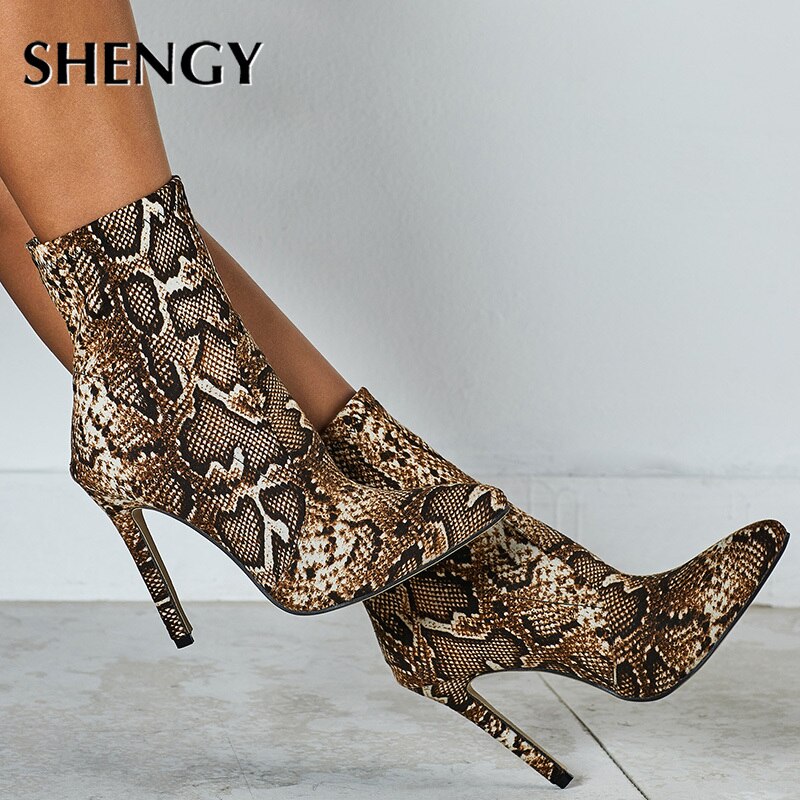 Taille 35-42 nouvelles chaussures femmes bottes serpent bottines Sexy femme automne hiver dame cuissardes chaussures de fête