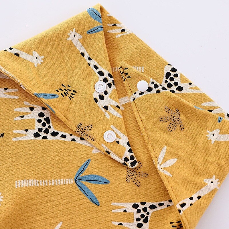 Baby Bibs Triangle Double Cotton Bibs Cartoon Print Saliva Towel Baby Boys Girls Feeding Apron Cotton Bandana Bibs