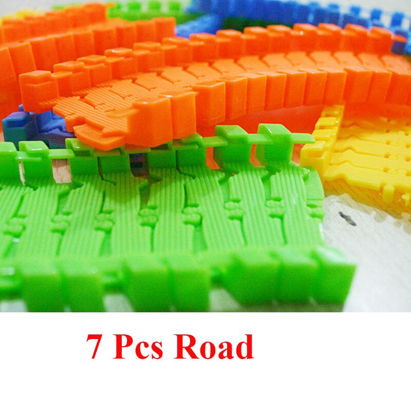 Diy Monteren Universal Racing Set Spoor Auto Flexibele Educatief Rail Auto Puzzel Speelgoed Voor Kinderen: 7pcs Road