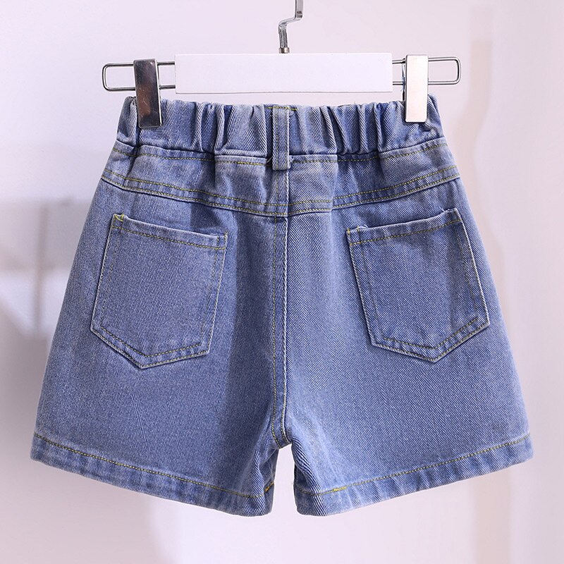 Pantaloncini di jeans per ragazze abbigliamento estate abbigliamento per bambini per adolescenti pantaloncini con stampa a cuore Costume abiti 4 6 7 8 9 10 12 anni