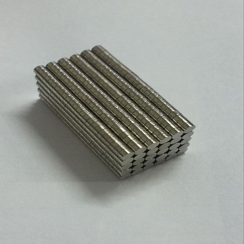 200 Pcs 2X1 Mm N50 Mini Super Sterke Neodymium Magneten Zeldzame Aarde Ronde Magneet Disc koelkast Craft