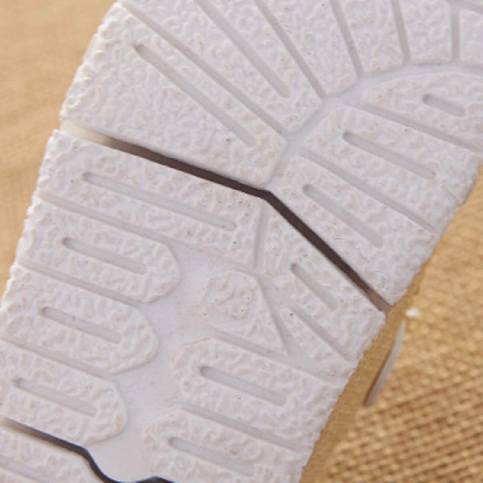 Children Led Light Luminous Sandals Casual Shoes Non-slip Soft Sole Baby Boys And Girls Beach Sneakers Sandals