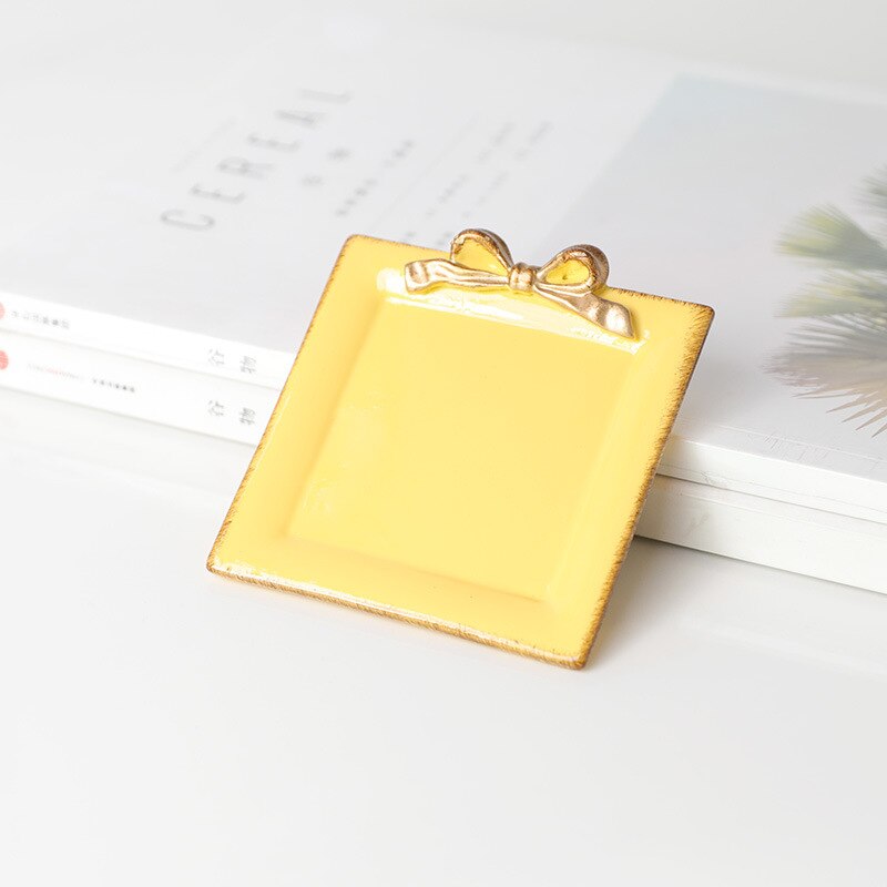 Kreative Harz Platte SchöNe retro Gold Überzogene Bogen-knoten aufbringen Nachtisch Obst Kuchen Platten Lagerung Tabletts Hause Dekoration 1Stck